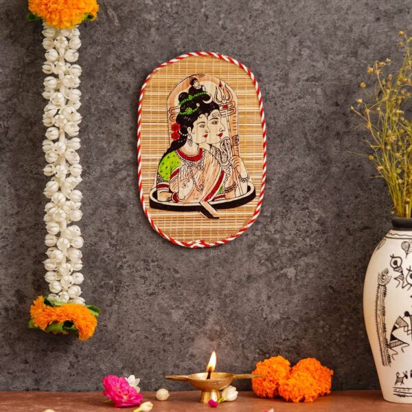 Oval Shaped Design Bamboo Hand Crafted Wall Hangings Of Shiv Sakti For Home D?cor